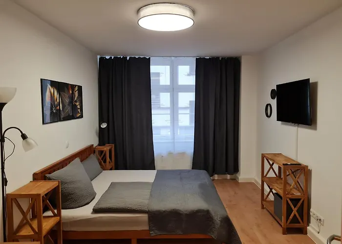 City Pension Zwickau Affittacamere *